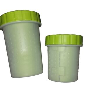 1 small (green) pet paw cleaner. Muddy buddy foot cleaner.